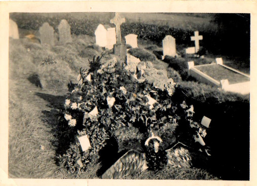 John Coaker's Grave in Leusdon Churchyard after the funeral in February 1943